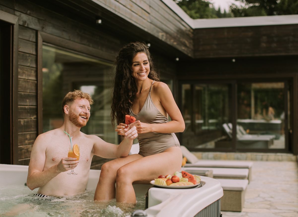 Northamptonshire Cottages With Hot Tubs